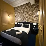 Relais Fontana Di Trevi רומא