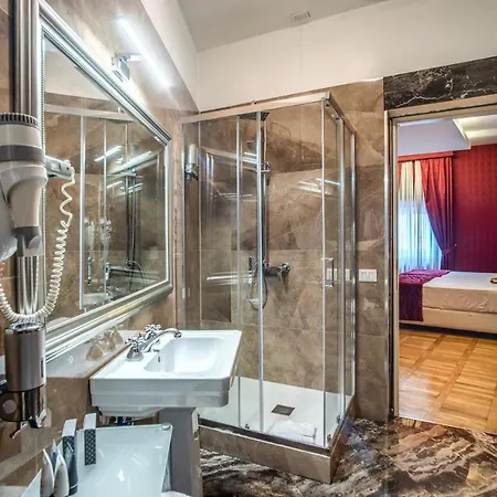 Relais Fontana Di Trevi מלון