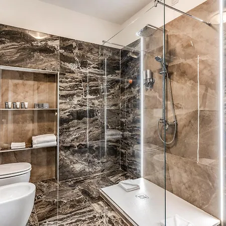Relais Fontana Di Trevi מלון