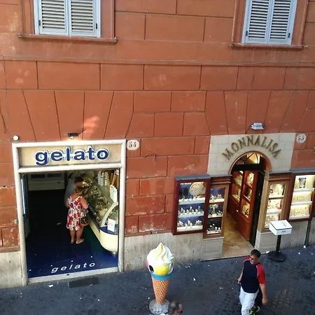 Relais Fontana Di Trevi Hotel 3*