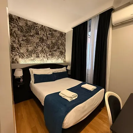 Relais Fontana Di Trevi רומא