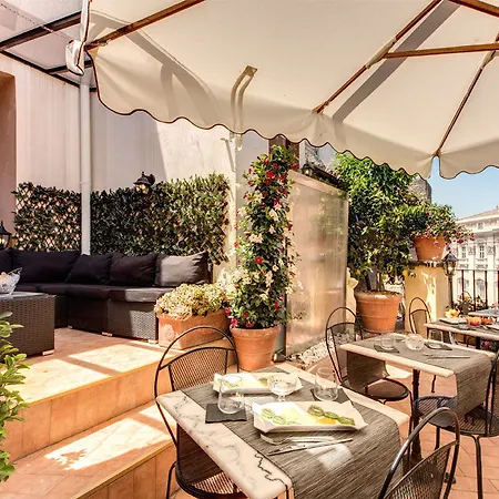 Relais Fontana Di Trevi Rome