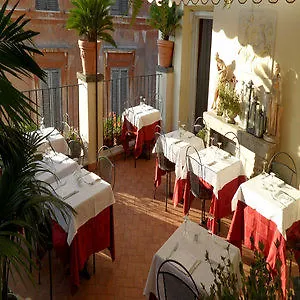 Relais Fontana Di Trevi מלון