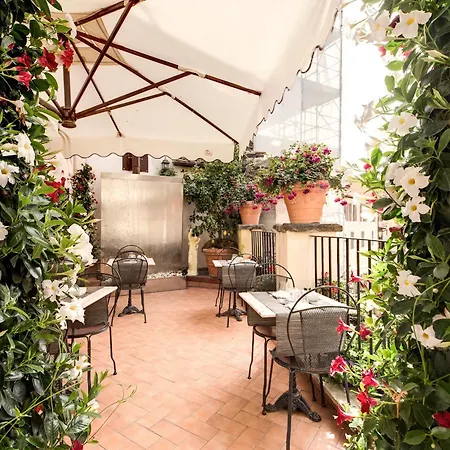 Relais Fontana Di Trevi 3* Rome